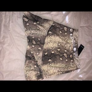 Snake skirt skirt